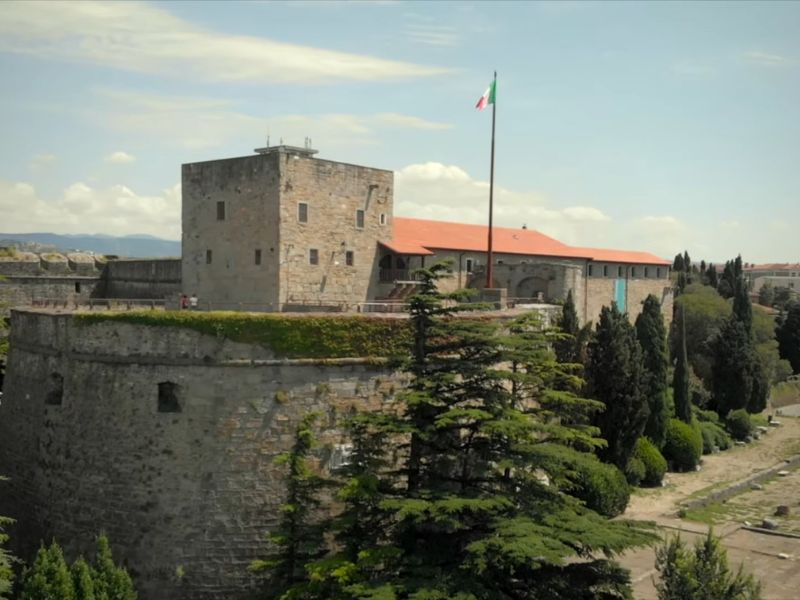 Katedrala San Giusto snimljena iz drona